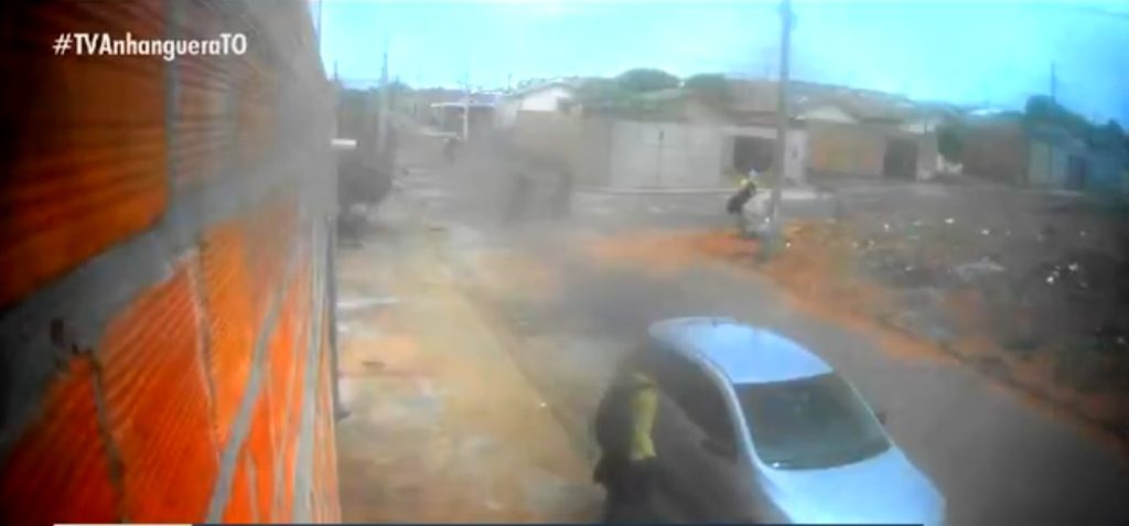 Jovem suspeito de atirar contra gari após confundi-lo com rival é preso no norte do estado