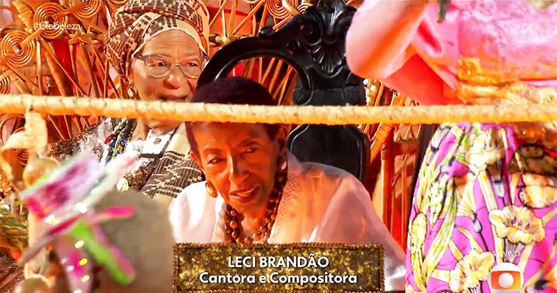 Leci Brandão simboliza a resistência do samba no desfile da Mangueira