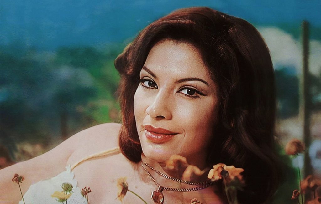 Chega bem aos 50 anos o álbum que confirmou Clara Nunes como a grande voz do samba na década de 1970