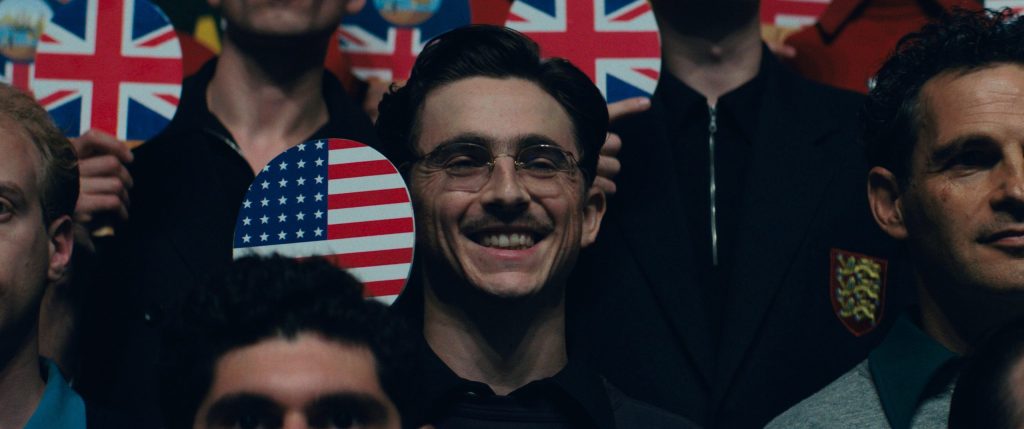 ‘Marty Supreme’ se empolga com começo incrível e insiste em repetir confusões cansativas; g1 já viu