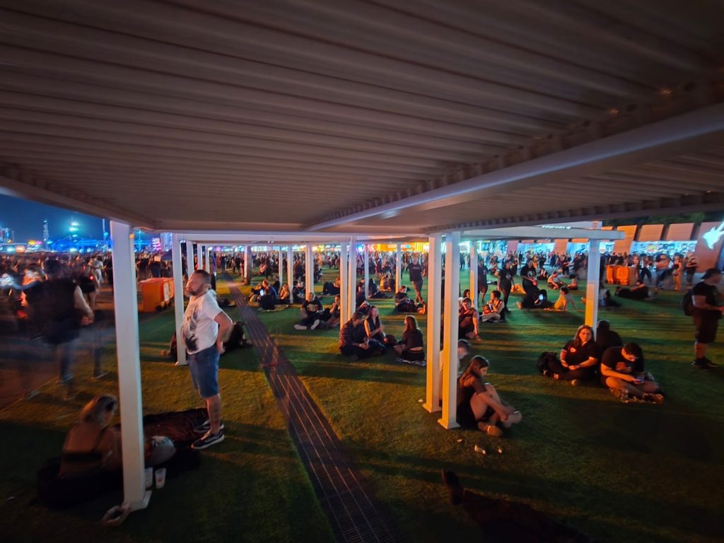 Pé-d’água no Rock in Rio? Veja onde se proteger da chuva sem perder os shows