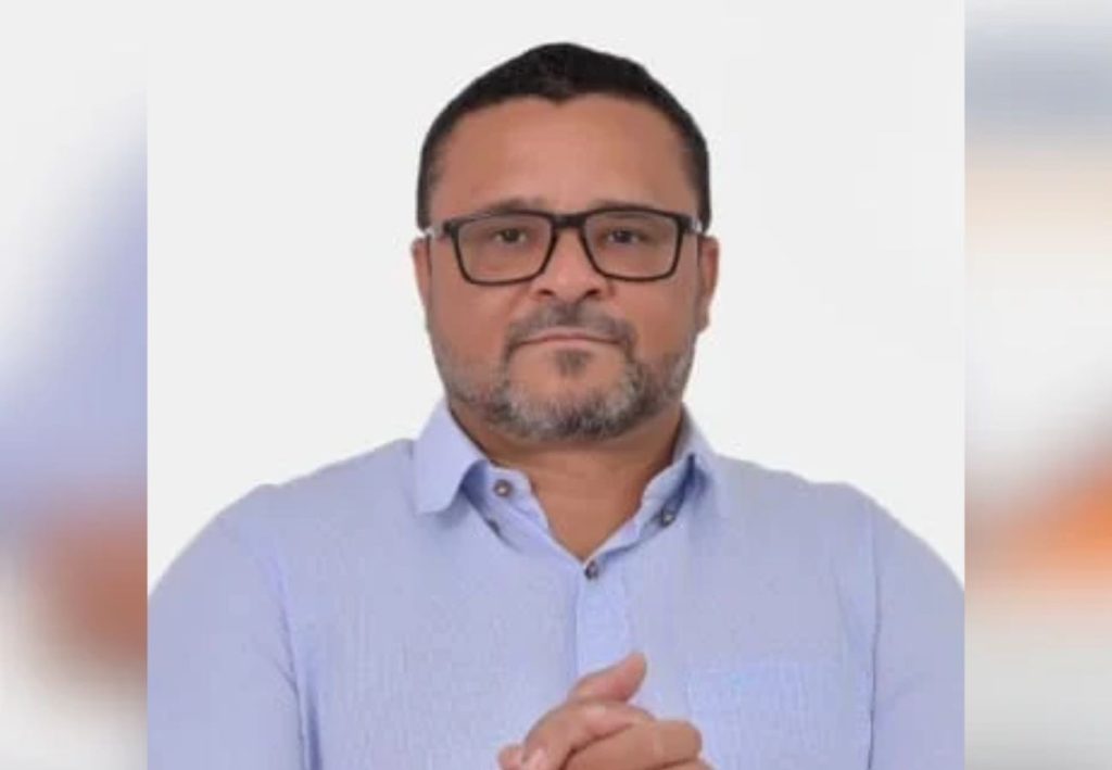 Policial civil morre durante batida frontal entre carro e caminhonete em rodovia no TO
